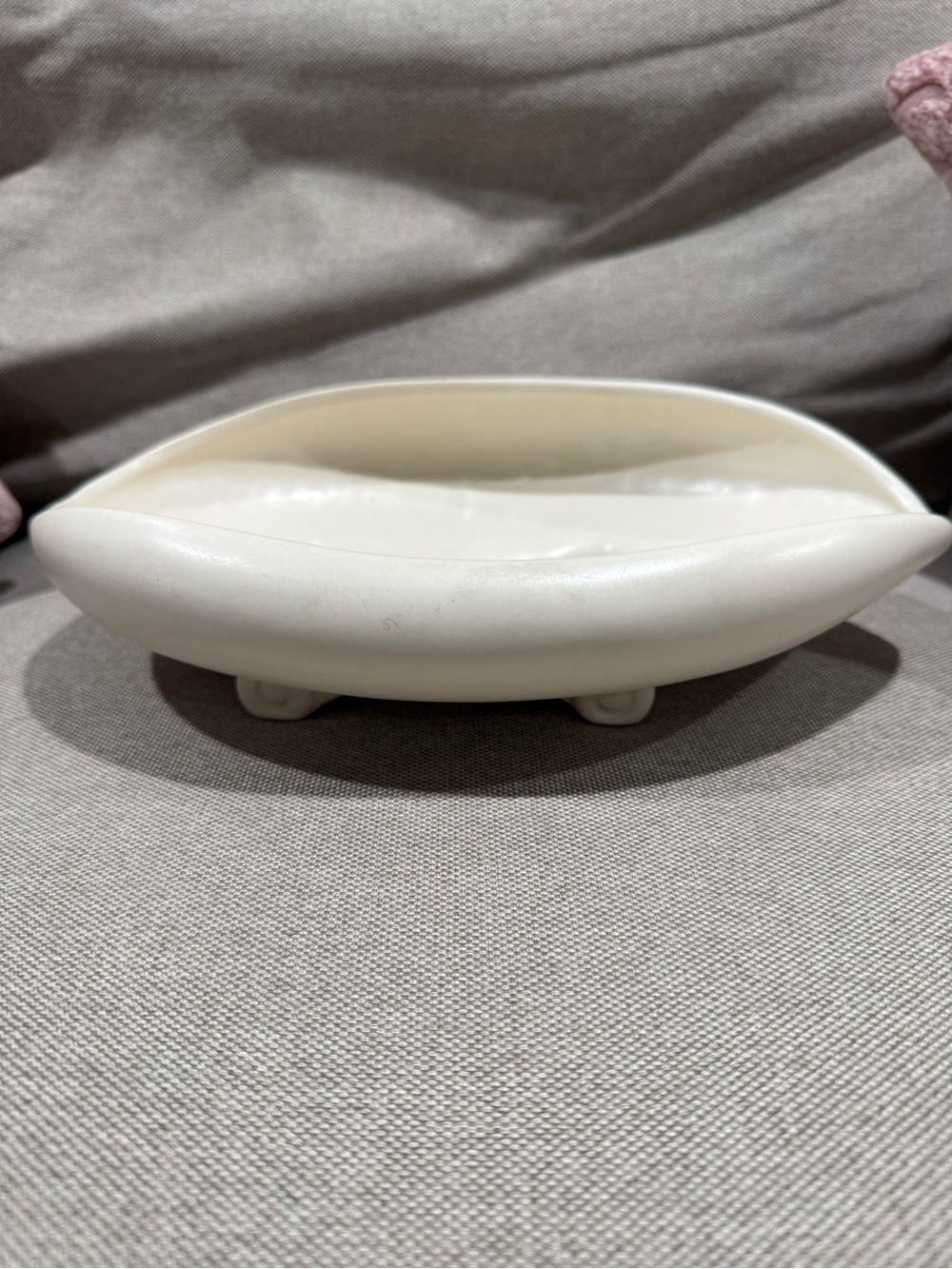 Vintage McCoy Pottery Mid Century Modern Planter Vase cream.